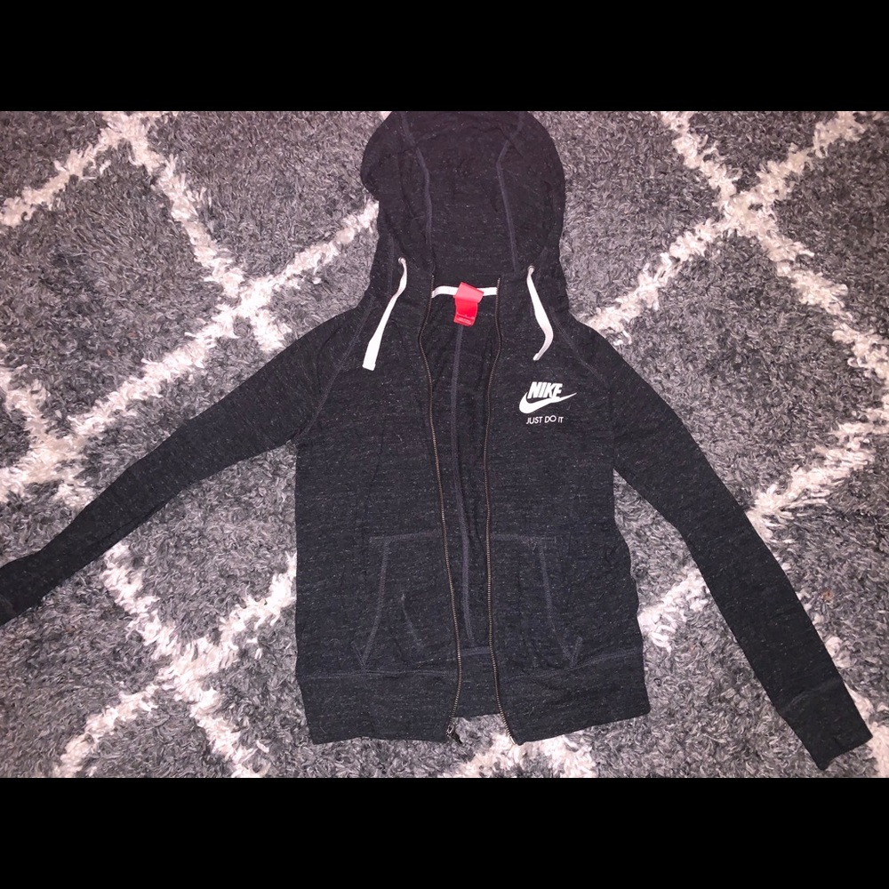 Women’s Nike zip up